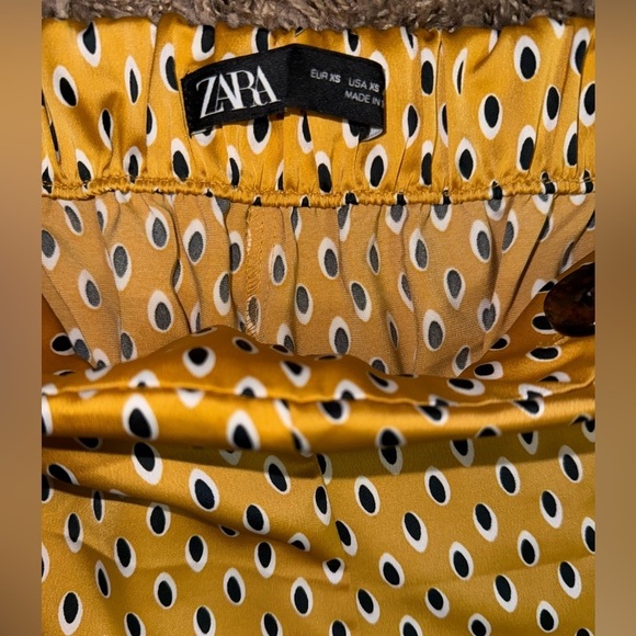 Zara Polka Dot Pants - Picture 4 of 6